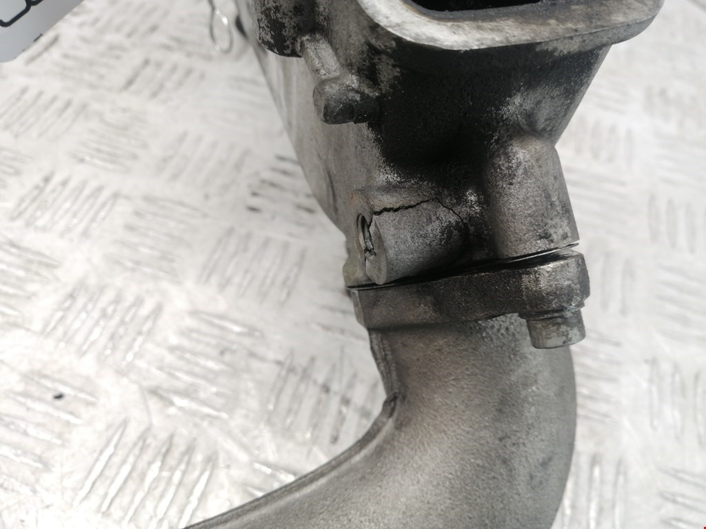 Коллектор впускной AUDI A4 B6 2001-2005