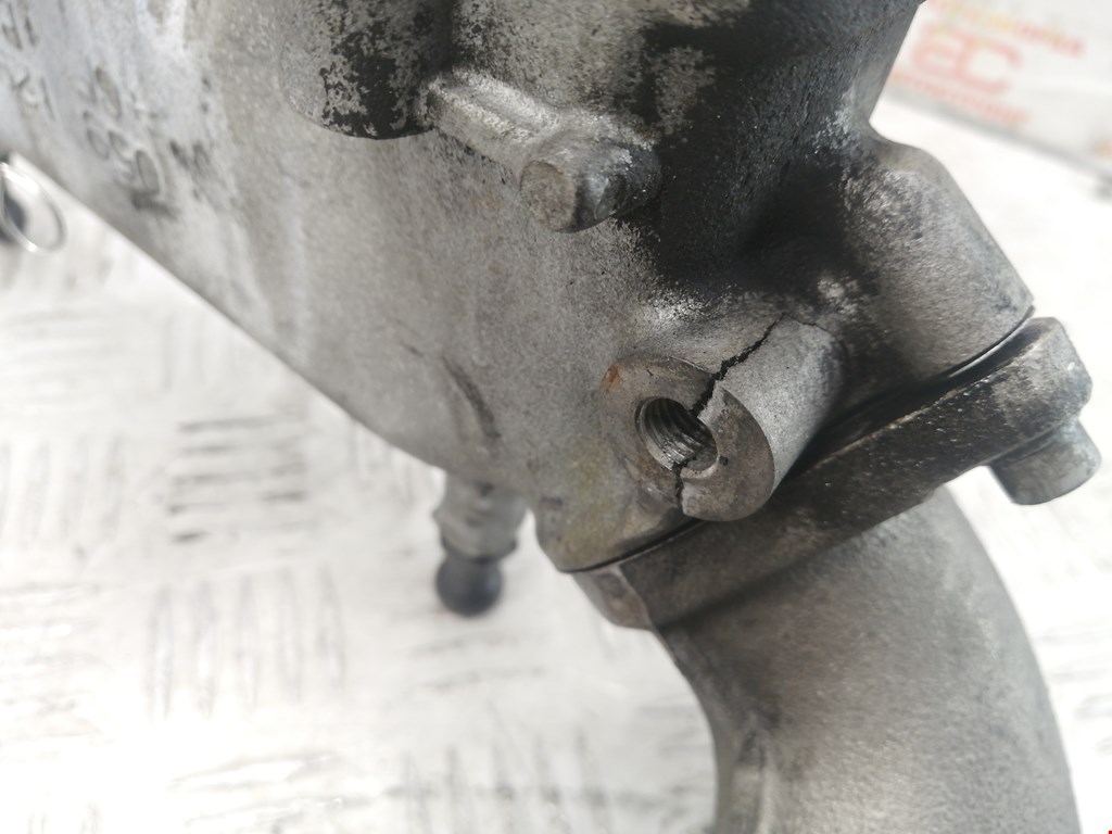 Коллектор впускной AUDI A4 B6 2001-2005