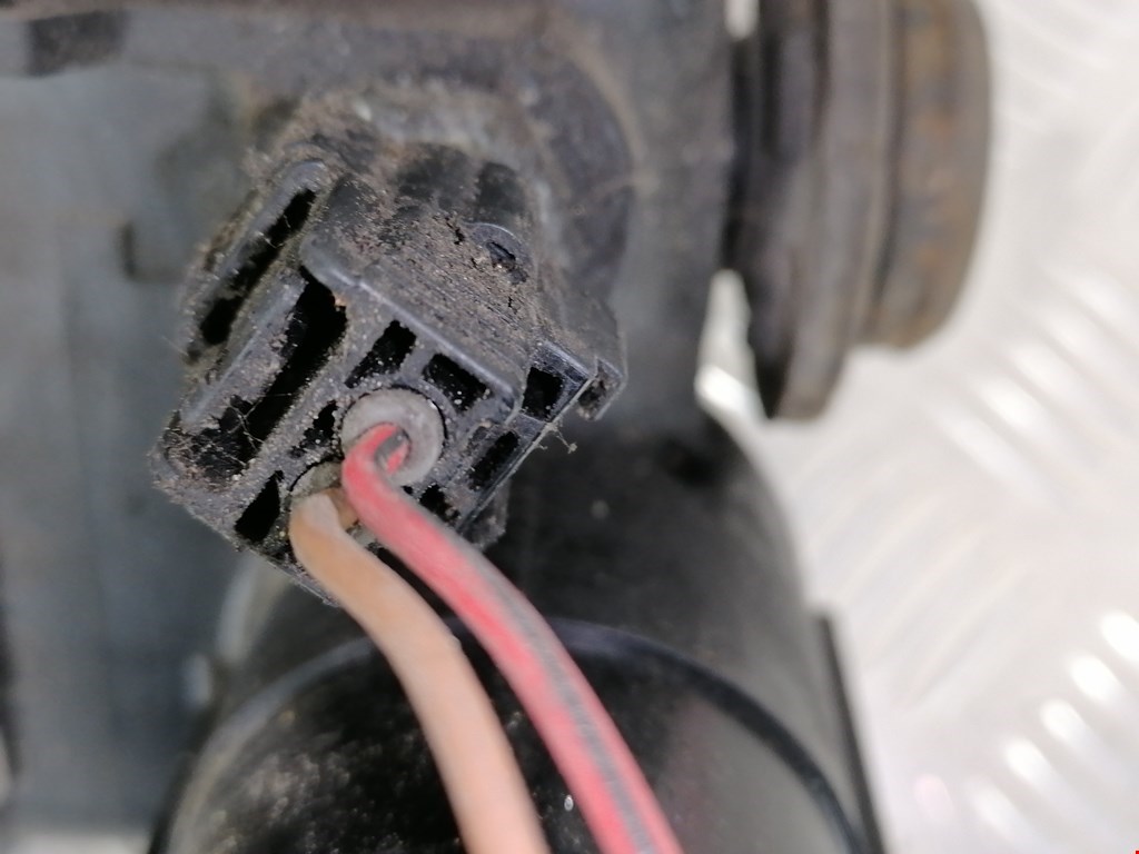 Интеркулер (радиатор интеркулера) MAZDA Premacy CP 1999-2004