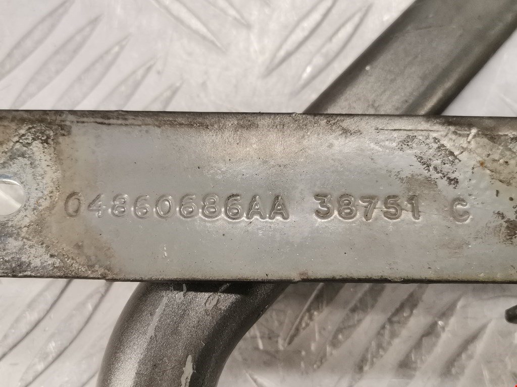 Петля капота левая/правая CHRYSLER Voyager IV RG 2001-2007