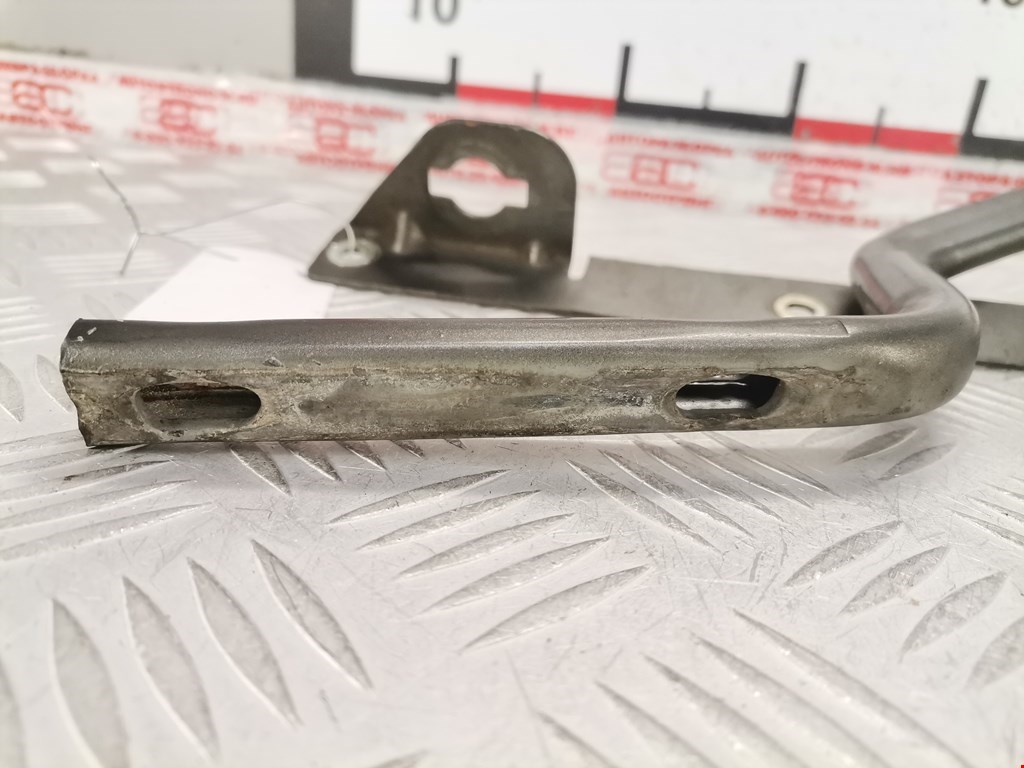 Петля капота левая/правая CHRYSLER Voyager IV RG 2001-2007