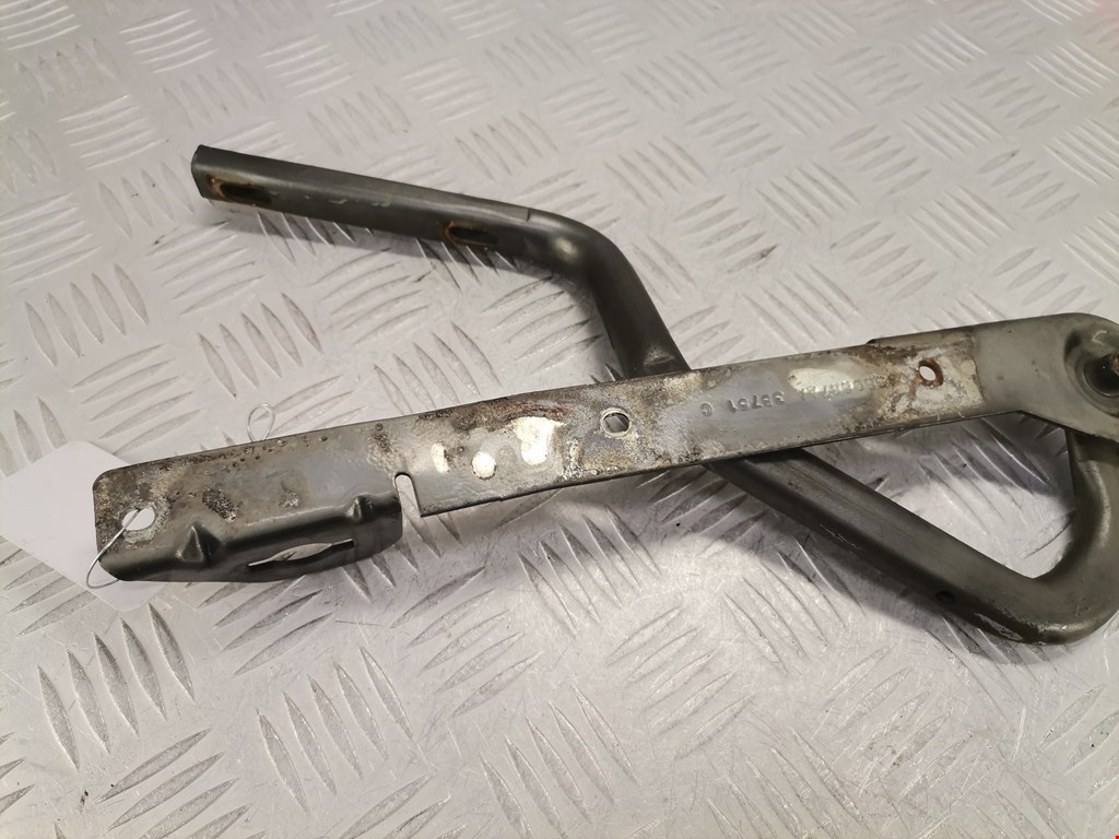 Петля капота левая/правая CHRYSLER Voyager IV RG 2001-2007