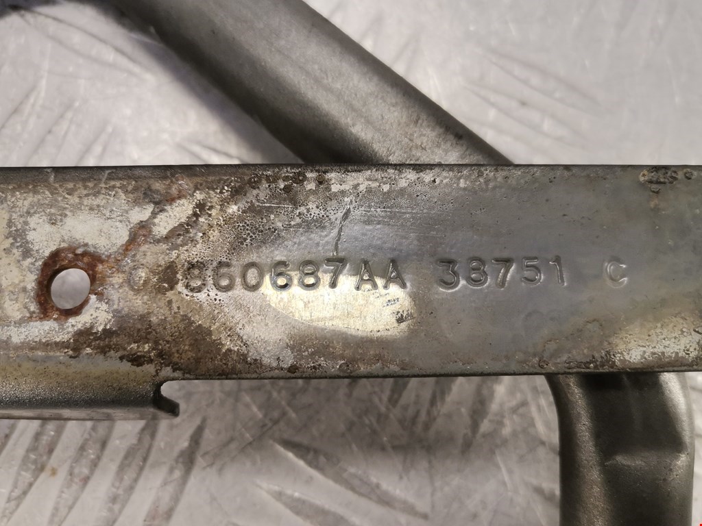 Петля капота левая/правая CHRYSLER Voyager IV RG 2001-2007