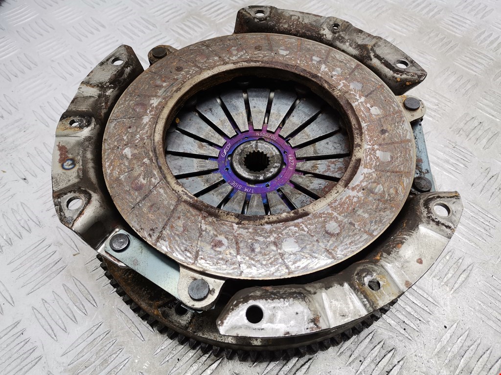 Маховик (демпфер сцепления) NISSAN Almera N16 2000-2006