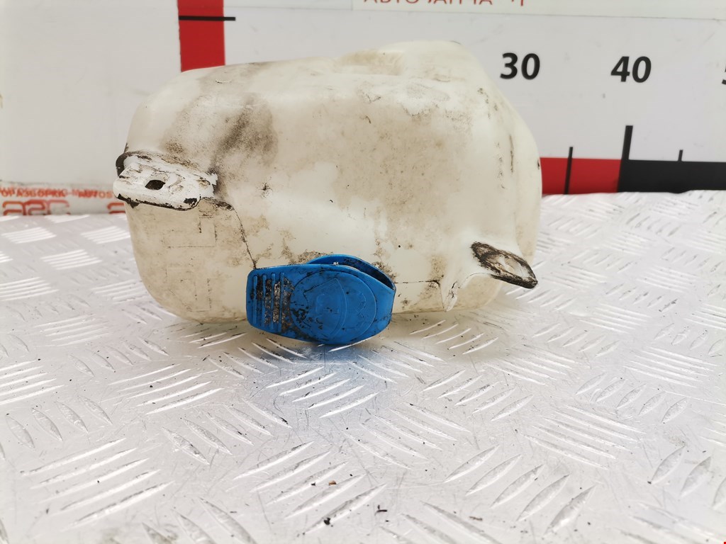 Бачок омывателя VOLKSWAGEN Golf III 1991-1997