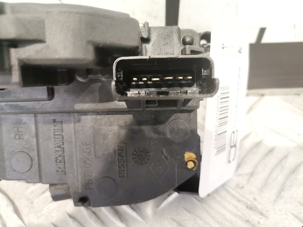 Замок двери передней правой RENAULT Megane III 2009-2016