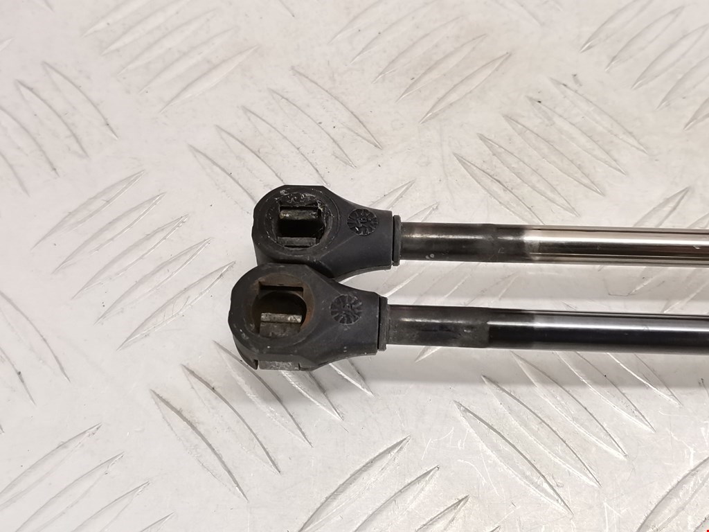 Амортизатор крышки (двери) багажника RENAULT Safrane 1992-2000