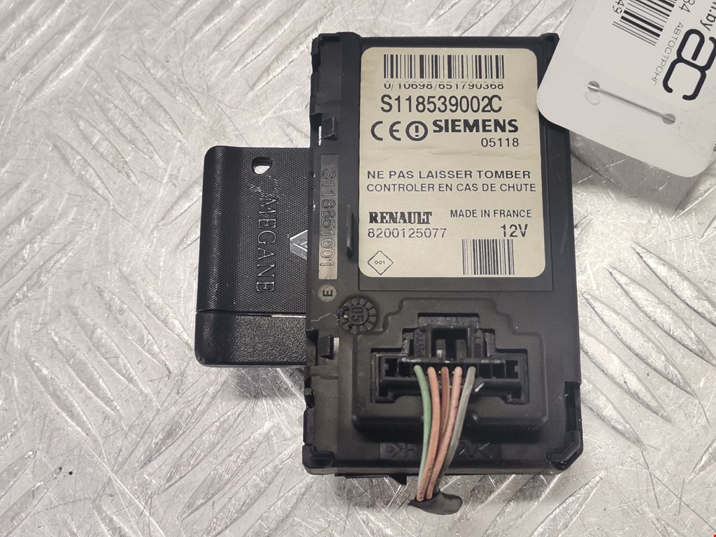 Замок зажигания RENAULT Scenic II 2003-2010