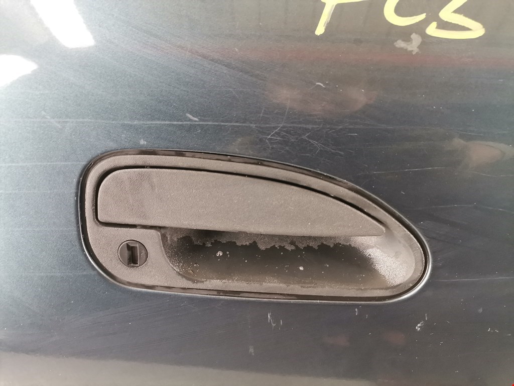 Дверь передняя правая RENAULT Safrane 1992-2000