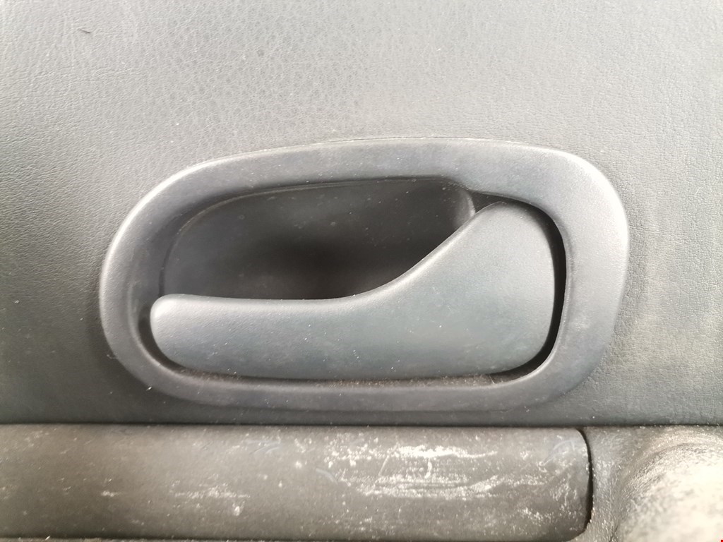 Дверь передняя правая RENAULT Safrane 1992-2000