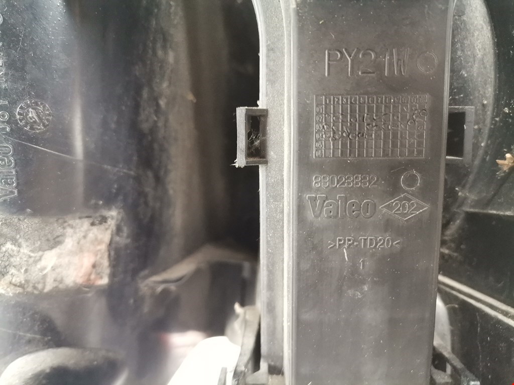 Фонарь задний левый RENAULT Espace 2003-2014