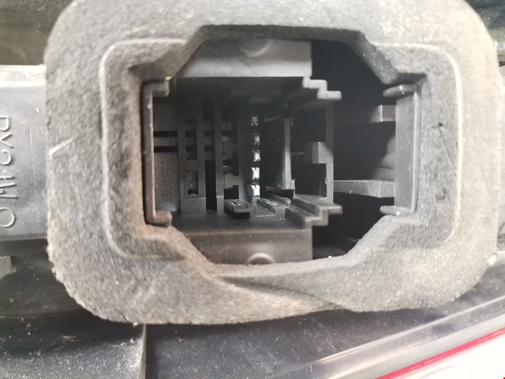 Фонарь задний левый RENAULT Espace 2003-2014