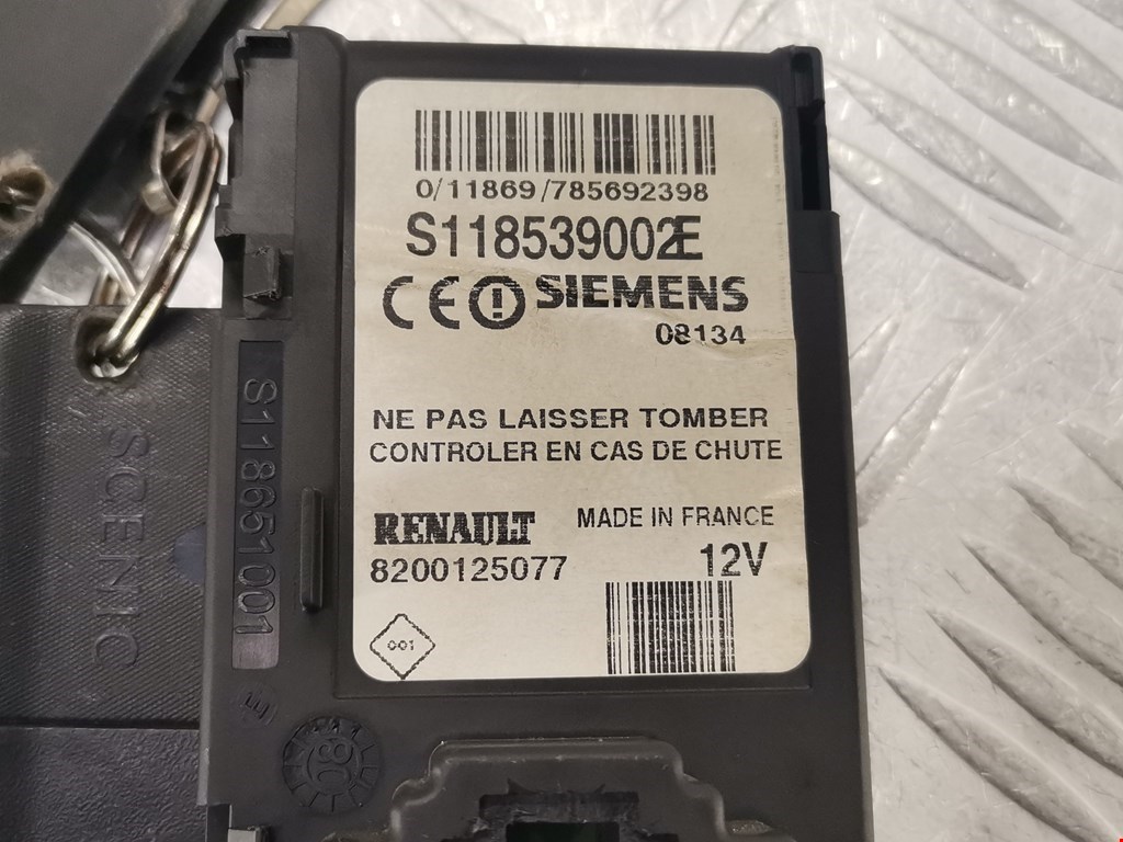 Замок зажигания RENAULT Scenic II 2003-2010