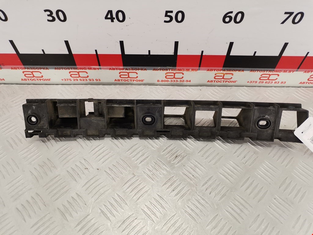 Кронштейн заднего бампера левый правый SKODA Superb 2008-2015