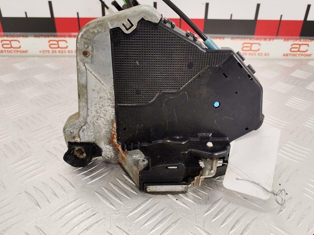 Замок двери передней правой SUZUKI Grand Vitara 2005-2015