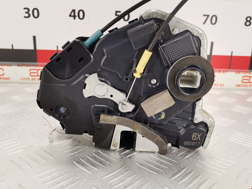 Замок двери передней правой SUZUKI Grand Vitara 2005-2015