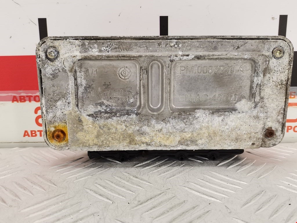 Блок управления двигателя (ЭБУ) VOLKSWAGEN Golf VI 2009-2012