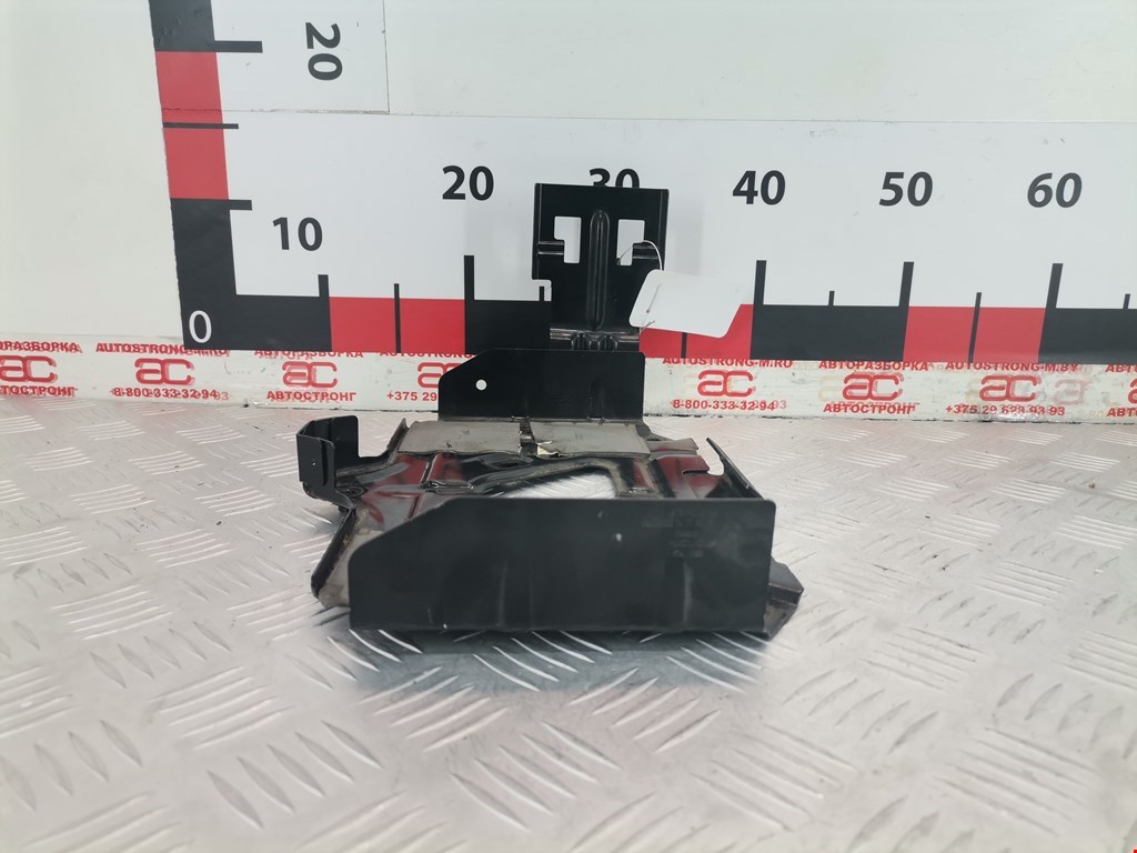 Крепление АКБ (корпус/подставка) MINI Clubman Estate R55 2008-2014