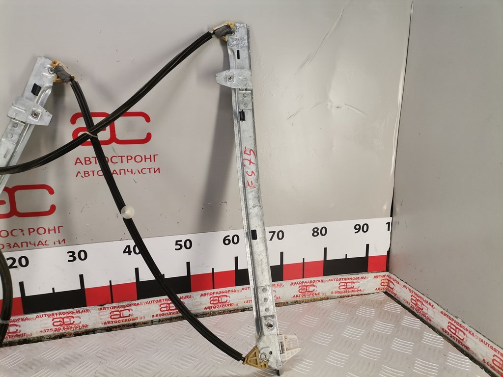 Стеклоподъемник передний правый CITROEN Xsara Picasso 1999-2012