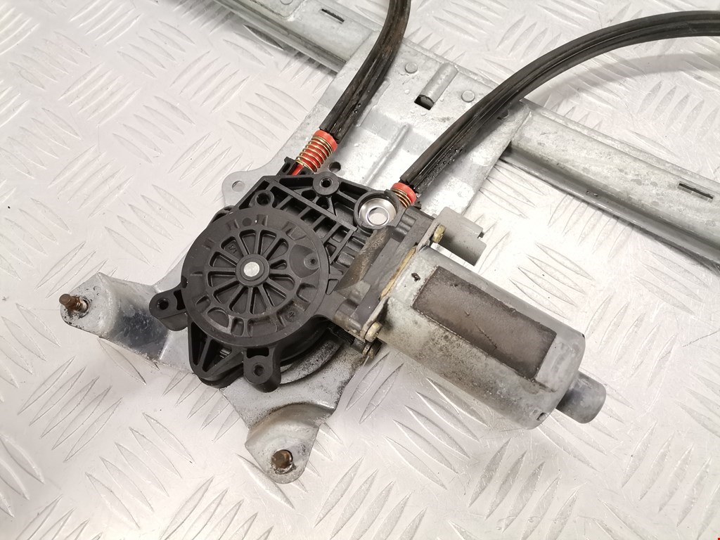 Стеклоподъемник передний правый CITROEN Xsara Picasso 1999-2012