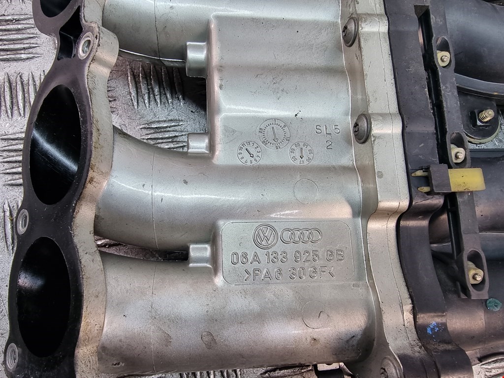 Коллектор впускной AUDI A3 8L 1996-2003