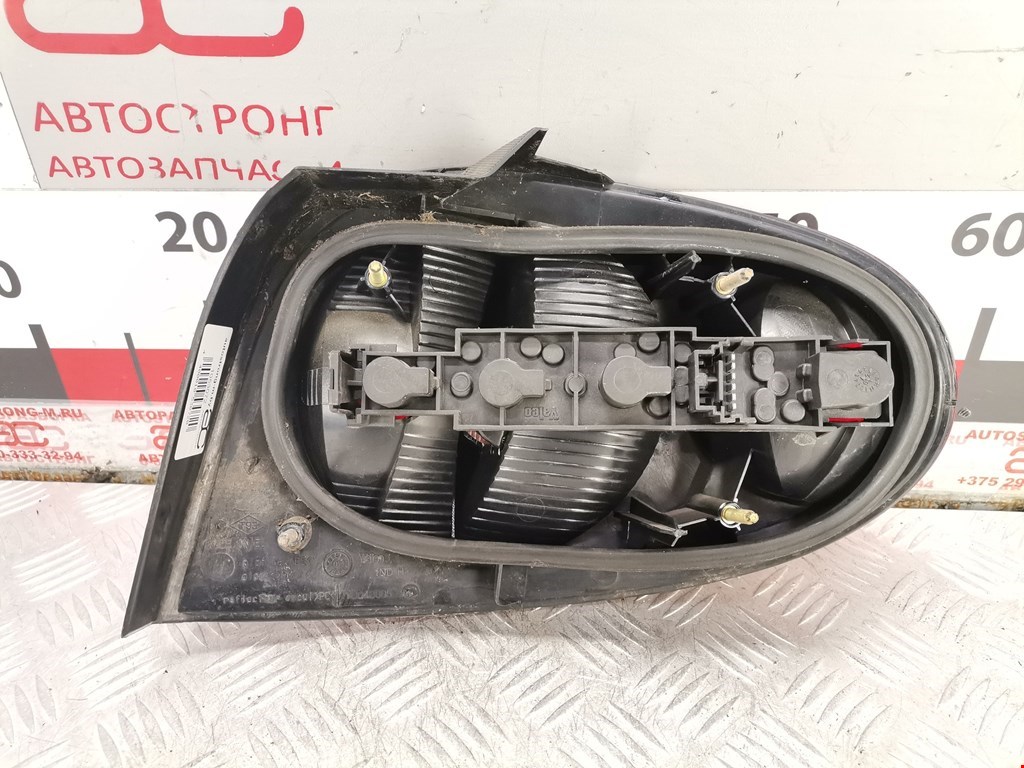 Фонарь задний левый RENAULT Megane I 1996-2002