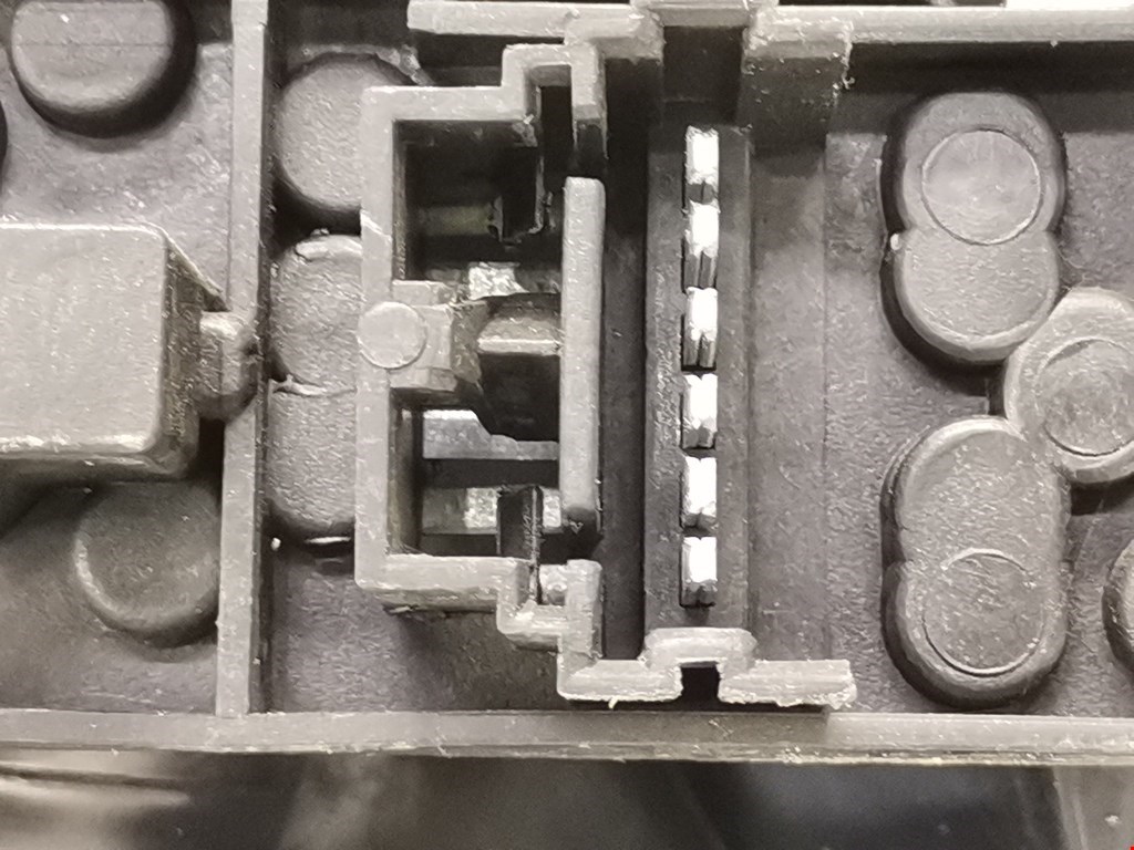 Фонарь задний левый RENAULT Megane I 1996-2002