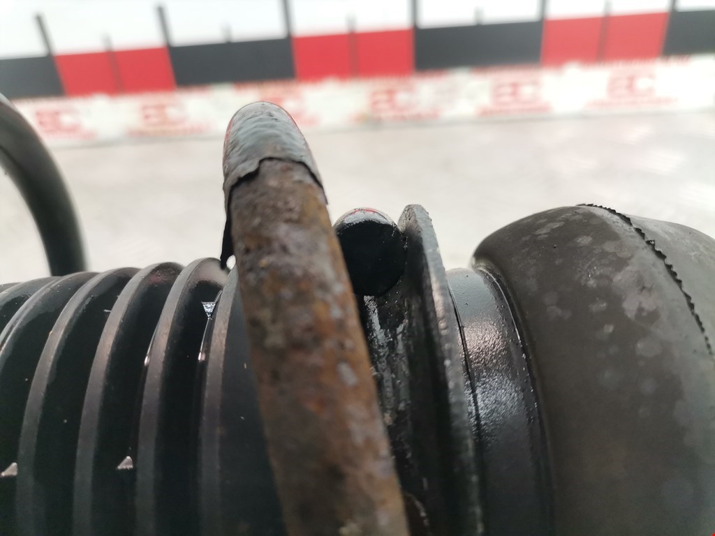 Амортизатор передний левый AUDI A3 8L 1996-2003