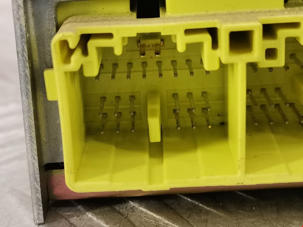 Блок управления AIR BAG MAZDA Mazda 6 GG 2000-2007