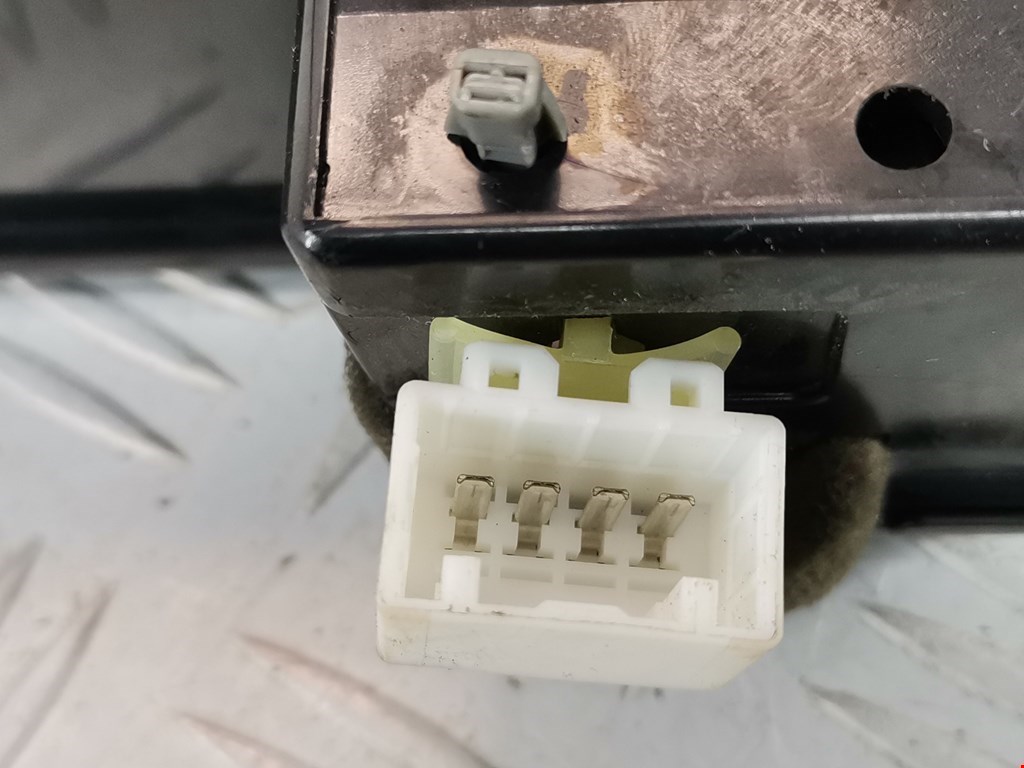 Пепельница передняя KIA Sorento 2002-2009