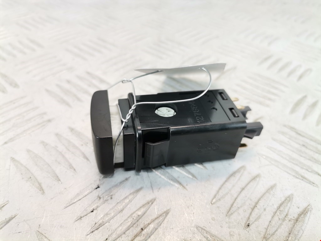 Кнопка антипробуксовочной системы SAAB 9-5 1997-2010