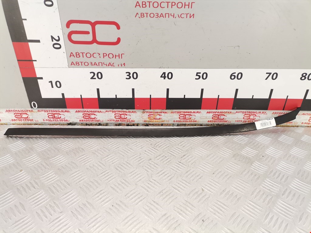 Молдинг лобового стекла AUDI Q7 I 2006-2015