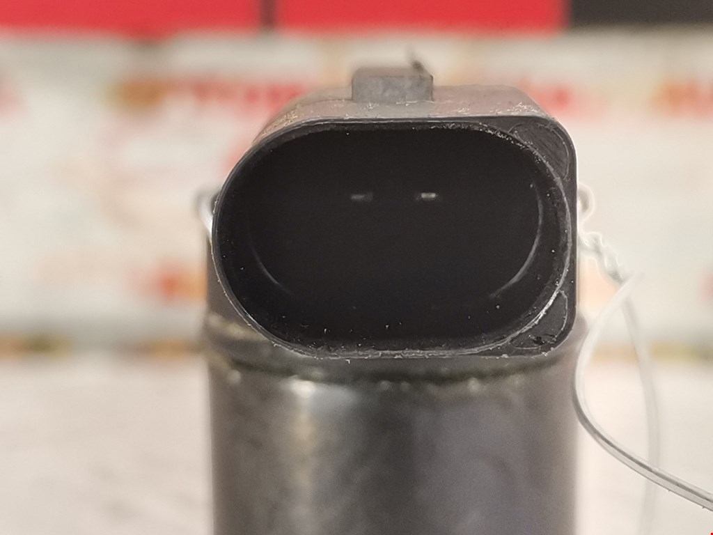 Клапан электромагнитный AUDI A4 B7 2004-2007