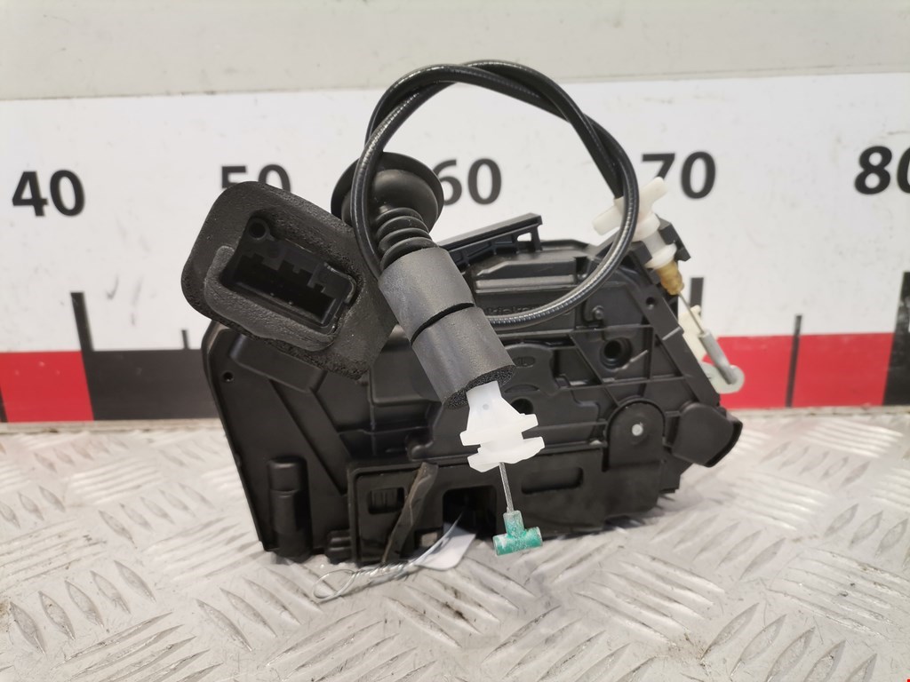 Замок двери передней левой SKODA Octavia A7 2013-2020