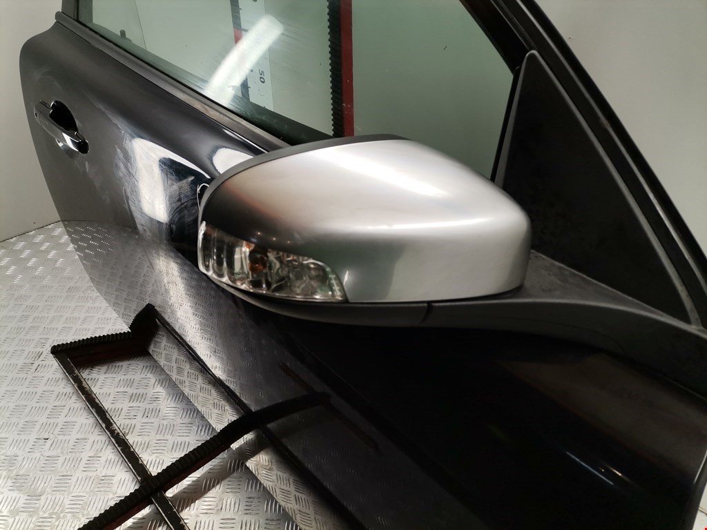 Дверь передняя правая VOLVO C30 2006-2013