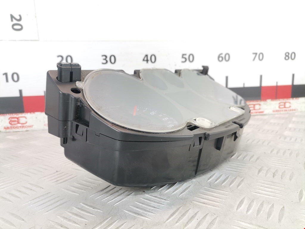 Панель приборов (щиток) VOLKSWAGEN Passat B6 2005-2011