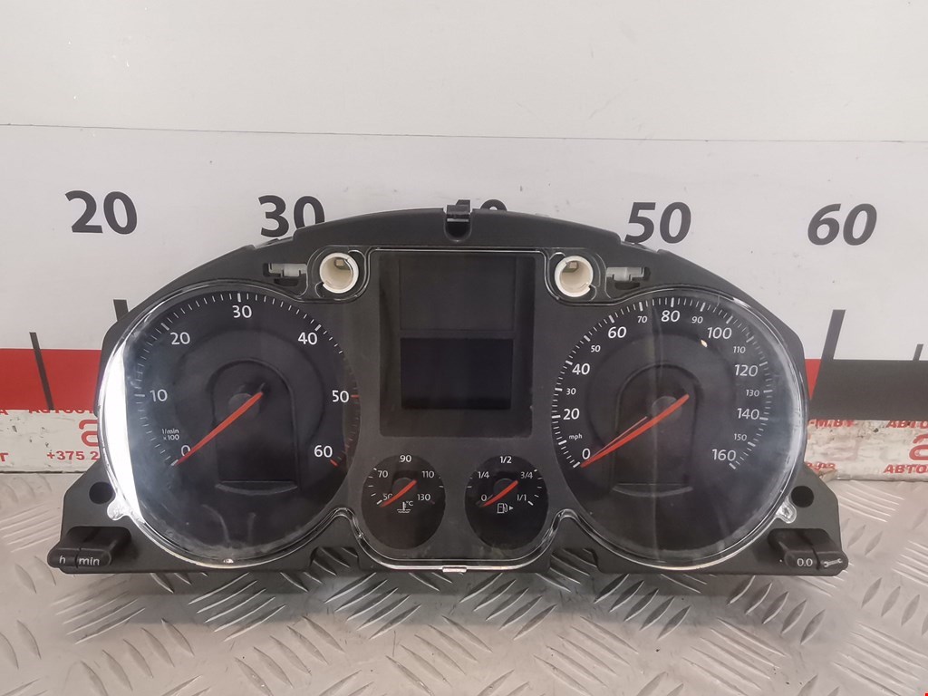 Панель приборов (щиток) VOLKSWAGEN Passat B6 2005-2011