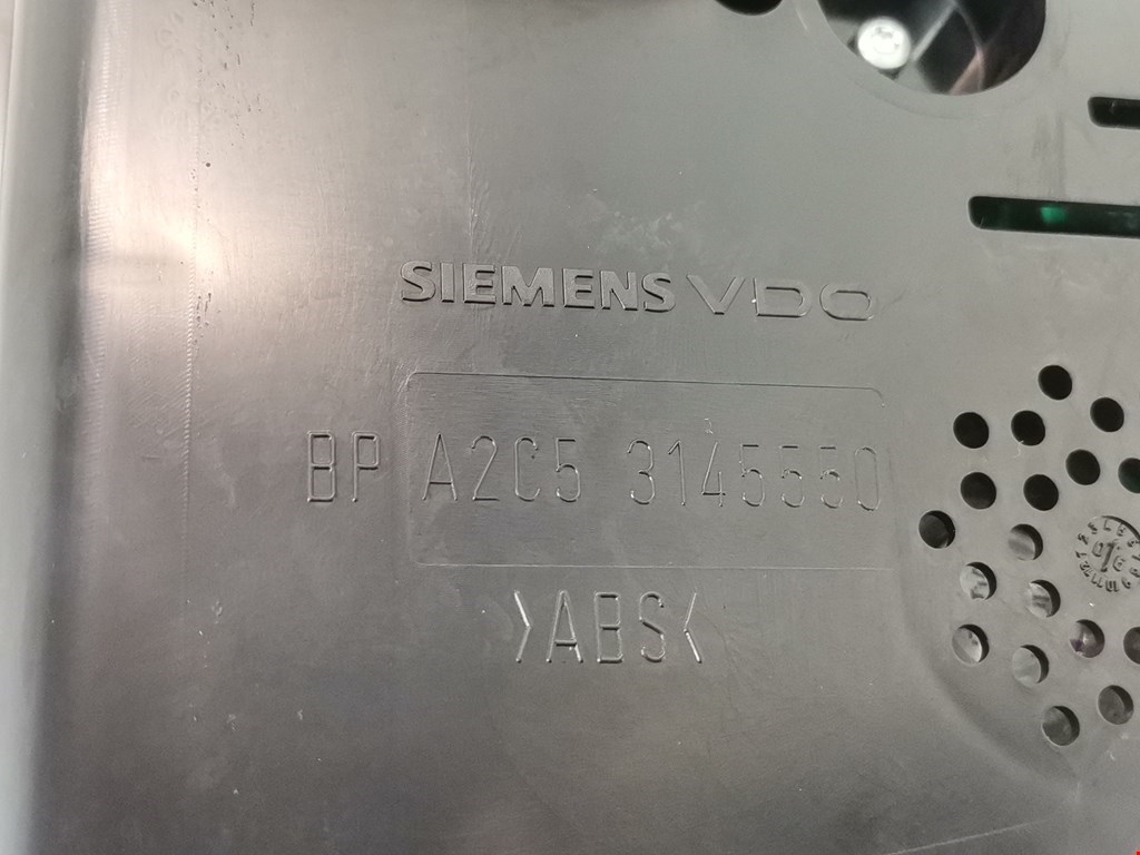 Панель приборов (щиток) VOLKSWAGEN Passat B6 2005-2011