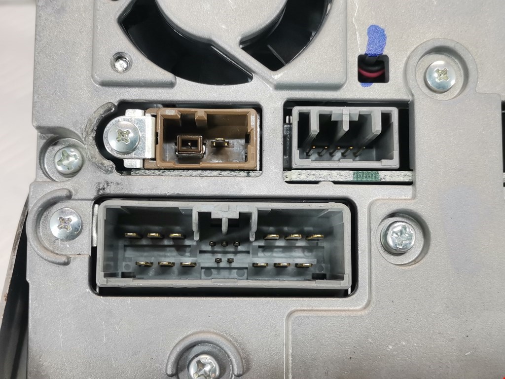 Магнитола MITSUBISHI Outlander XL 2006-2012