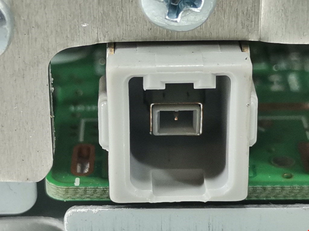 Магнитола KIA Sorento 2009-2021