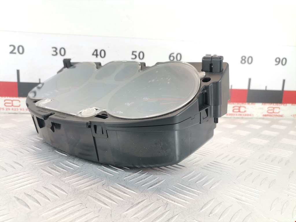 Панель приборов (щиток) VOLKSWAGEN Passat B6 2005-2011