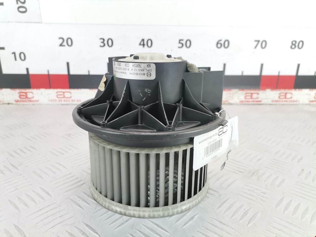 Моторчик (мотор) отопителя салона JEEP Liberty 2000-2007