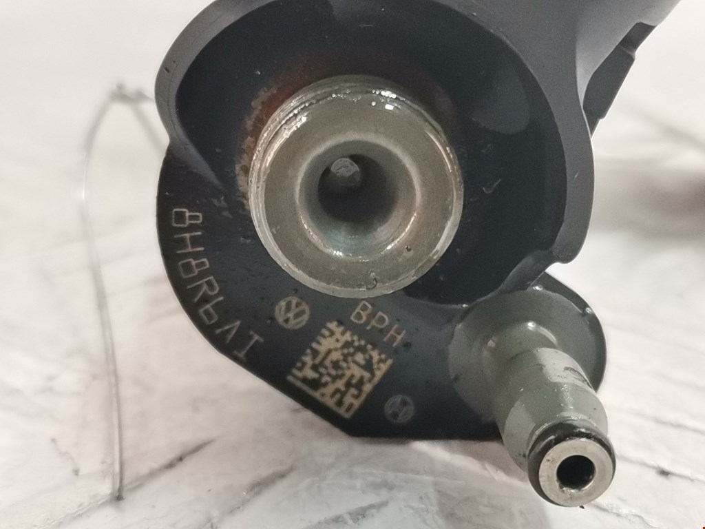 Форсунка дизельная электрическая SKODA Superb 2008-2015