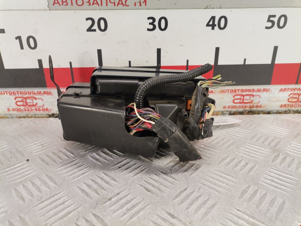 Датчик уровня в бачок омывателя SUBARU Legacy 1994-1999