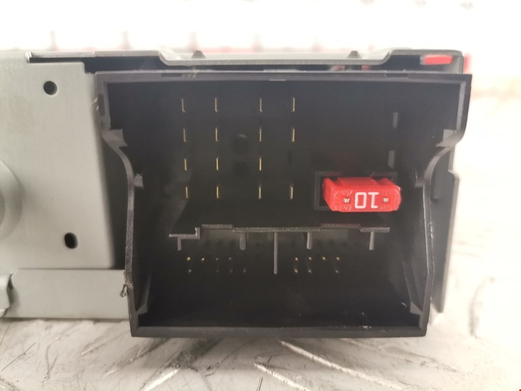 Ченджер компакт дисков PEUGEOT 508 2011-2018