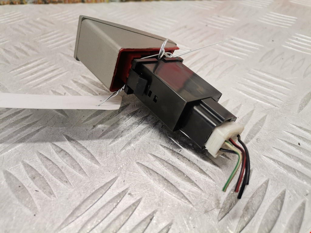 Кнопка аварийной сигнализации (аварийки) KIA Carnival I 1999-2005