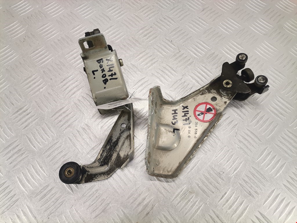 Ролик двери сдвижной (левый/правый средний верхний/нижний) RENAULT Kangoo 1997-2008