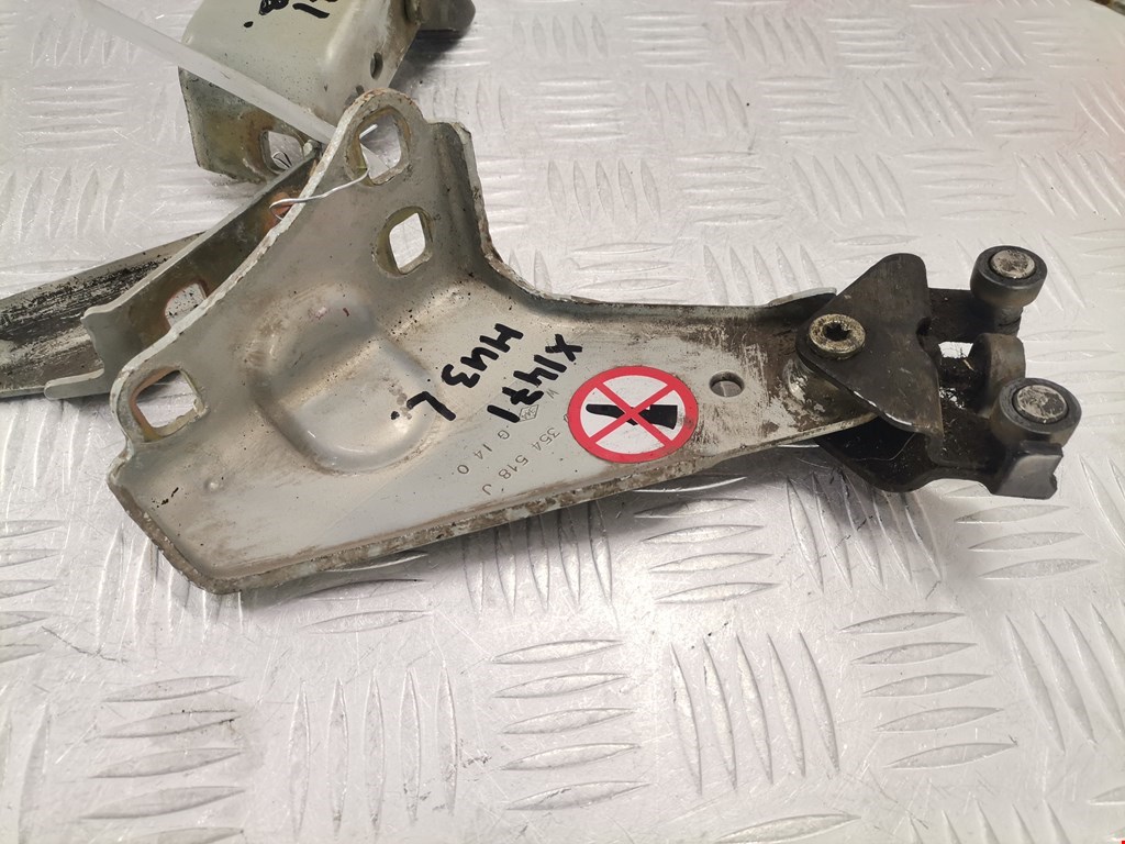 Ролик двери сдвижной (левый/правый средний верхний/нижний) RENAULT Kangoo 1997-2008