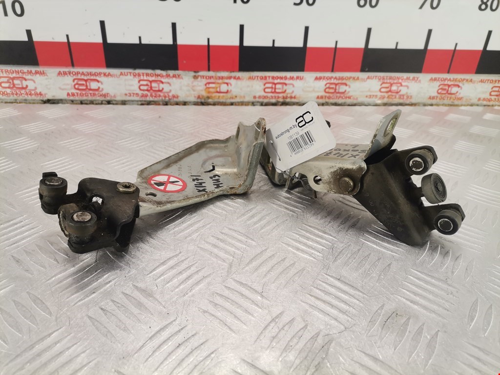 Ролик двери сдвижной (левый/правый средний верхний/нижний) RENAULT Kangoo 1997-2008