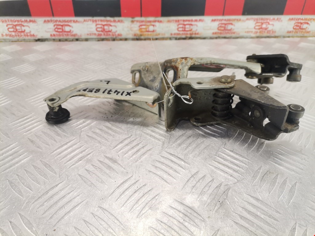 Ролик двери сдвижной (левый/правый средний верхний/нижний) RENAULT Kangoo 1997-2008